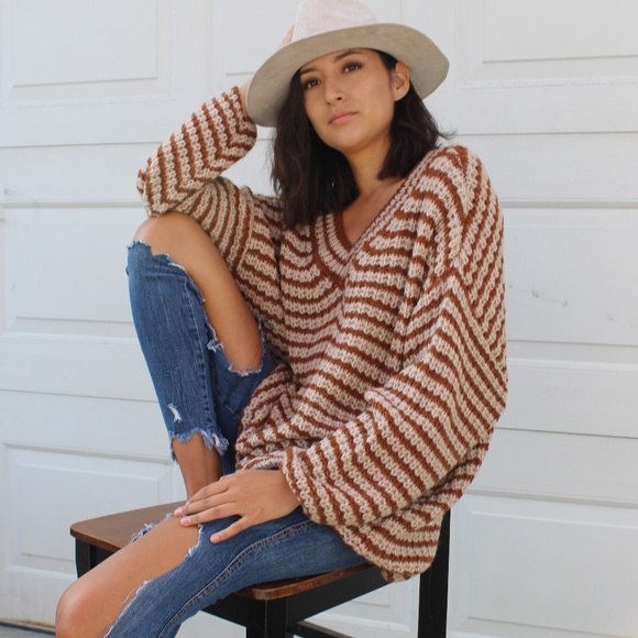 🚨//Pumpkin Patch Collection// Over sized Sweater - Picture 5 of 8